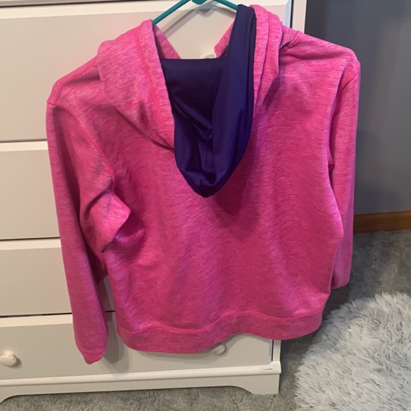 Under armour sweatshirt - Picture 3 of 3